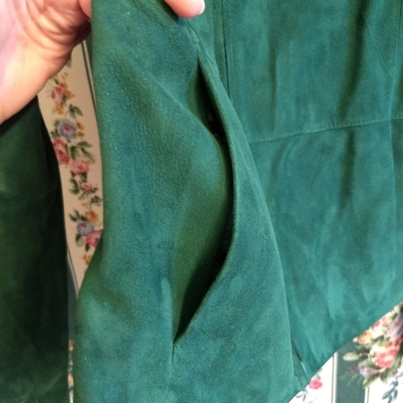 Gorgeous green suede Ann Taylor jacket - Picture 5 of 9